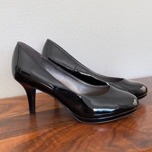 Kelly & Katie Pumps